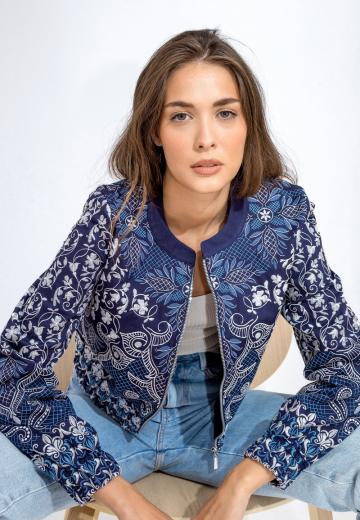 Жаккардовая кофта