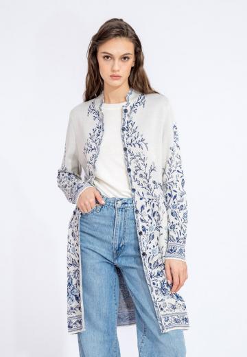Жаккардовая вязаная кофта