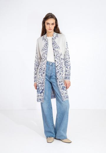 Жаккардовая вязаная кофта