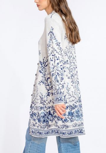 Жаккардовая вязаная кофта