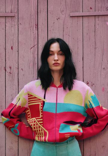 Жаккардовая вязаная кофта