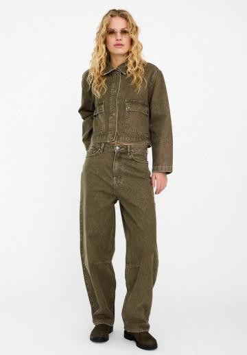 Свободные джинсы