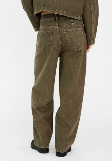 Свободные джинсы