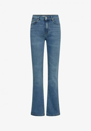 Клешеные джинсы