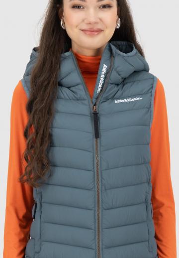 Длинный жилет