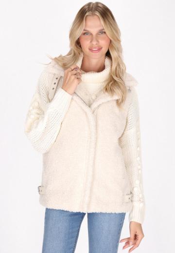 Пуховой жилет