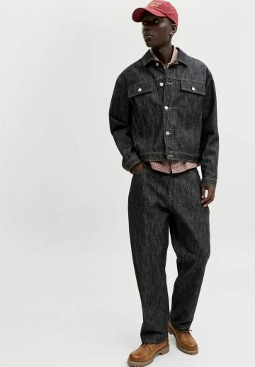 Свободные джинсы