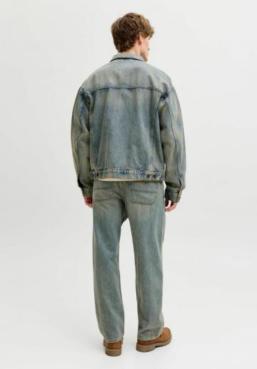 Свободные джинсы