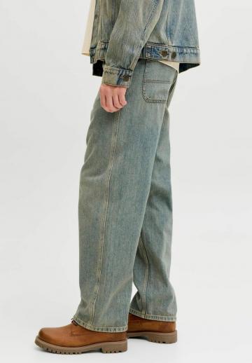 Свободные джинсы