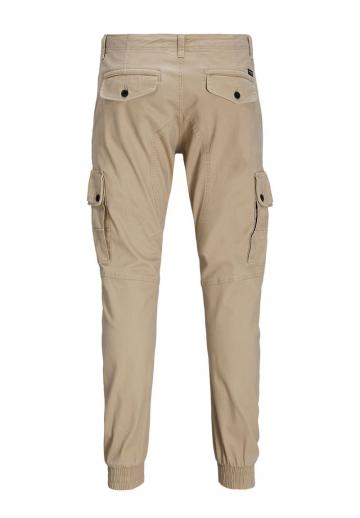 Брюки с накладными карманами