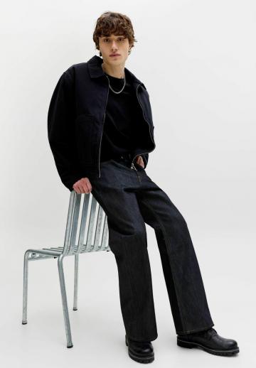 Клешеные джинсы