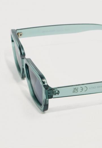 Солнечные очки