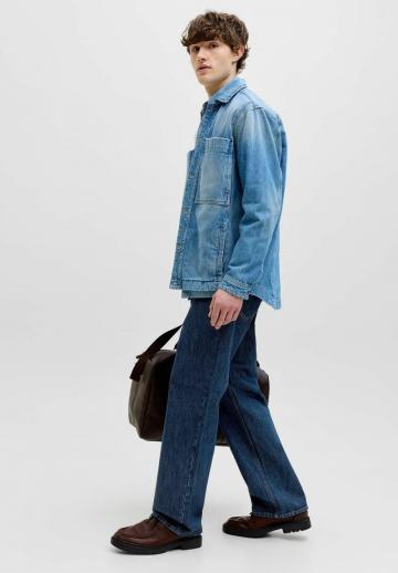 Прямые джинсы