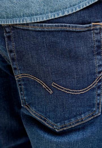 Узкие джинсы