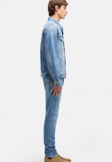 Джинсовая куртка