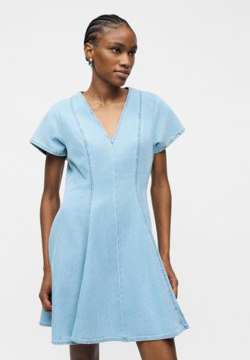 Джинсовое платье