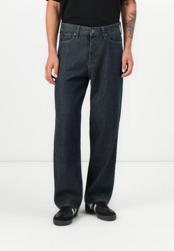Свободные джинсы