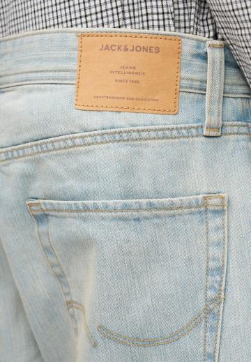 Свободные джинсы