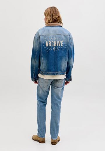 Узкие джинсы