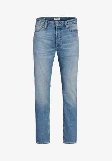 Узкие джинсы