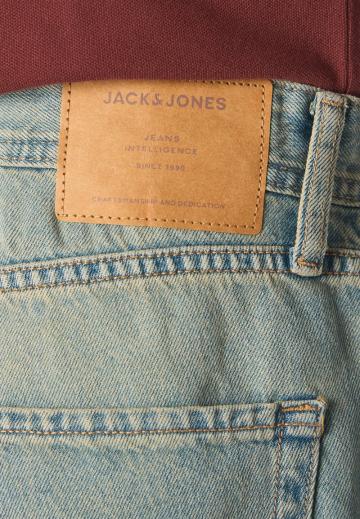 Свободные джинсы