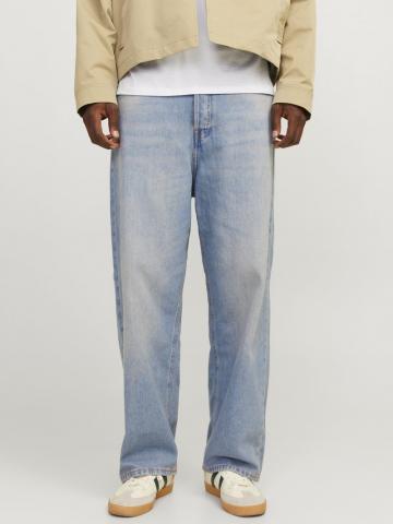 Свободные джинсы