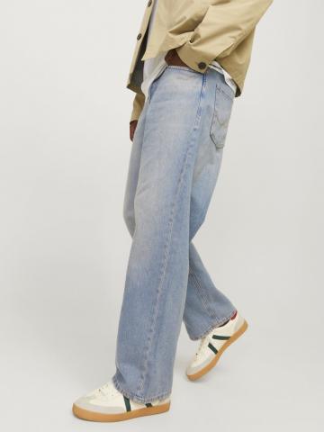 Свободные джинсы