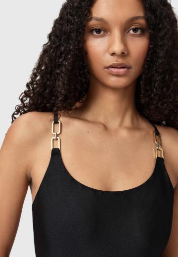 Слитный купальник