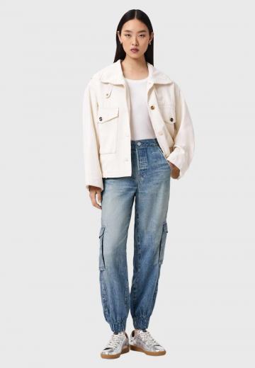 Брюки с накладными карманами