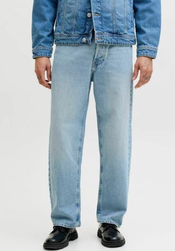 Свободные джинсы