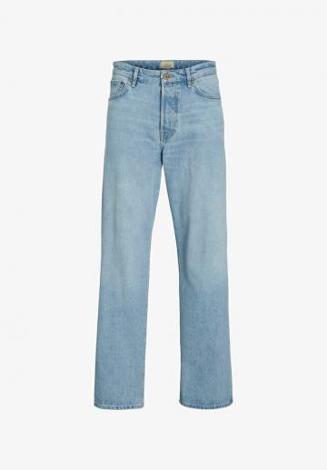 Свободные джинсы