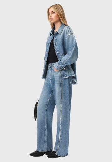 Прямые джинсы