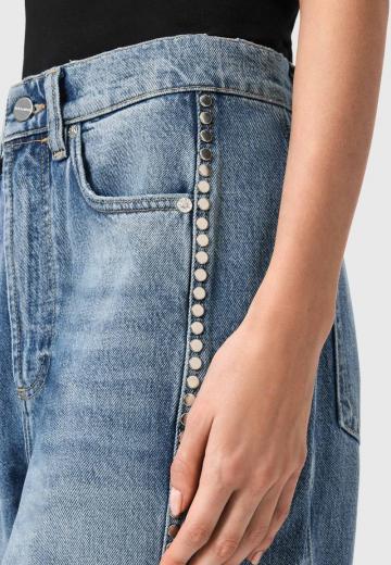 Прямые джинсы