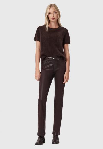 Прямые джинсы