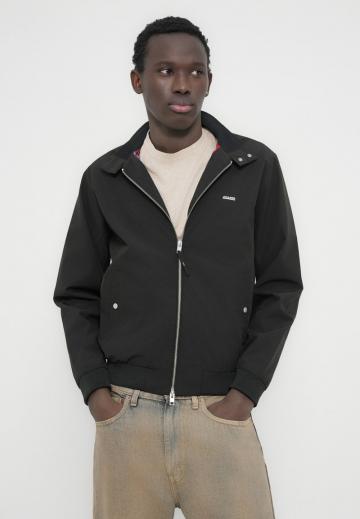 Куртка бомбер