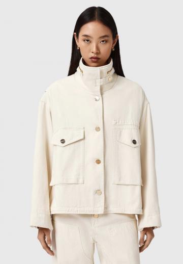 Куртка с накладнымит карманами