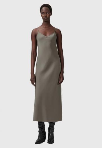 Вязаное платье