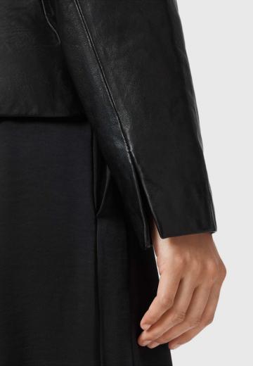 Кожаная куртка