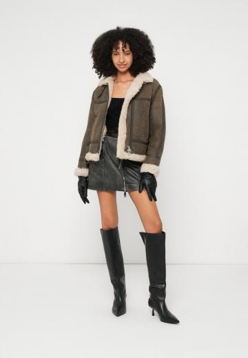 Кожаная куртка