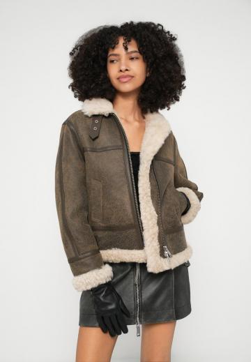 Кожаная куртка