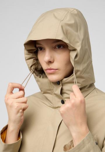 Спортивная куртка