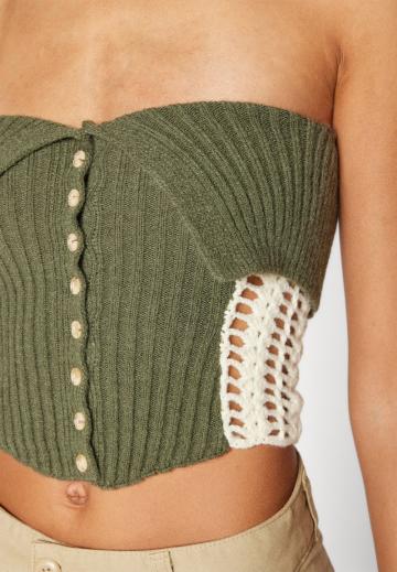 Топ без бретелек