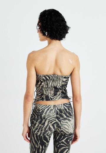 Топ без бретелек