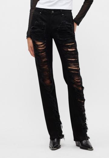 Прямые джинсы