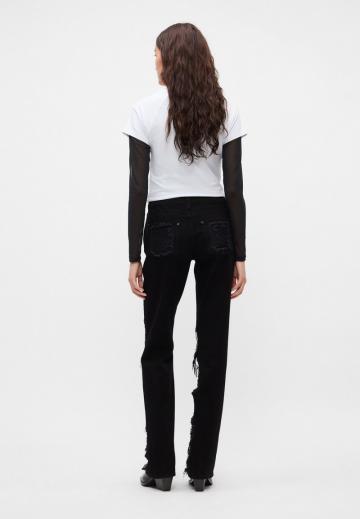 Прямые джинсы