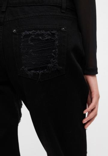 Прямые джинсы