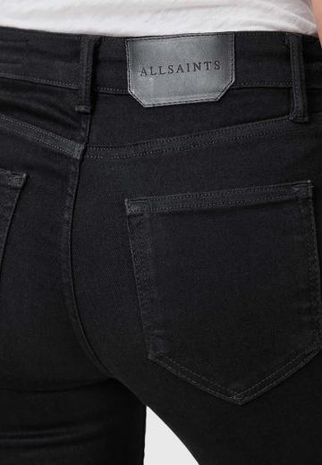 Узкие джинсы