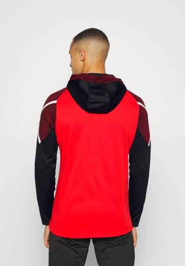 Спортивная кофта