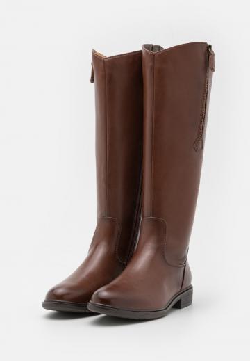 Широкие сапоги