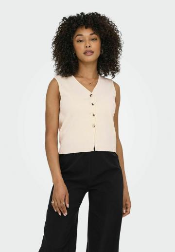 Вязаный жилет